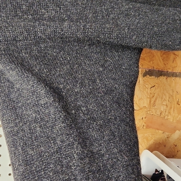 I.B. Diffusion 100% wool full length sweater size small - Picture 5 of 6